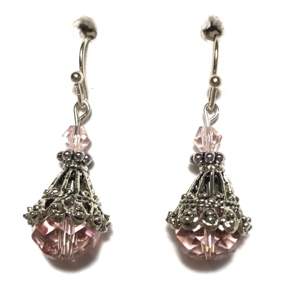 Jewelry - 3 for $15 🪐 Pink crystal beaded earrings